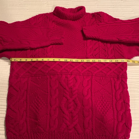 Ralph Lauren Vintage Deep Pink Mock-Neck Cable knit Women Heavy Sweater - Picture 9 of 13